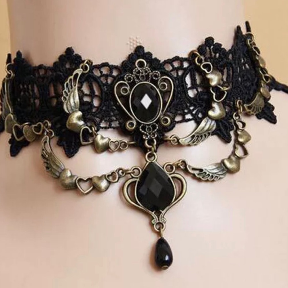 Eleanor Collection Gothic Black Lace Statement Choker NWT